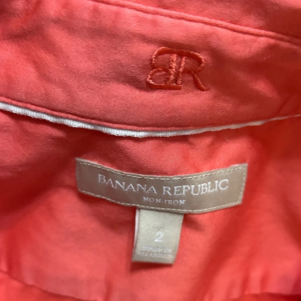 Banana Republic Coral Button-Down Shirt - Picture 2 of 4